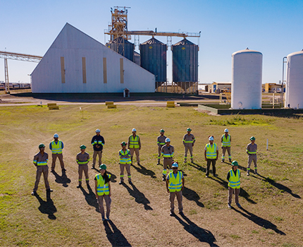 Bandera colaboradores
