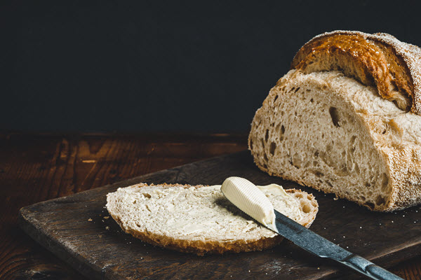 bread with butter or margarine